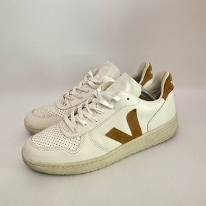 Veja V10 Sneakers size 11.5 45